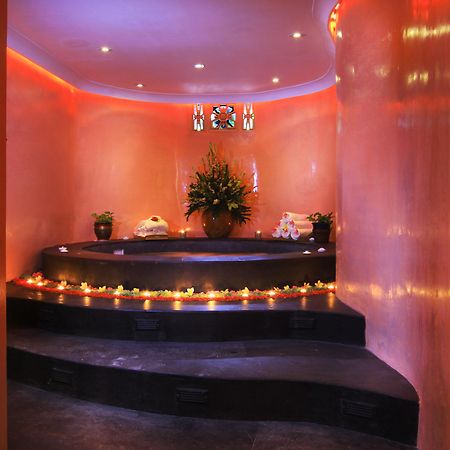 The Radiant Hotel & Spa Tuban Esterno foto