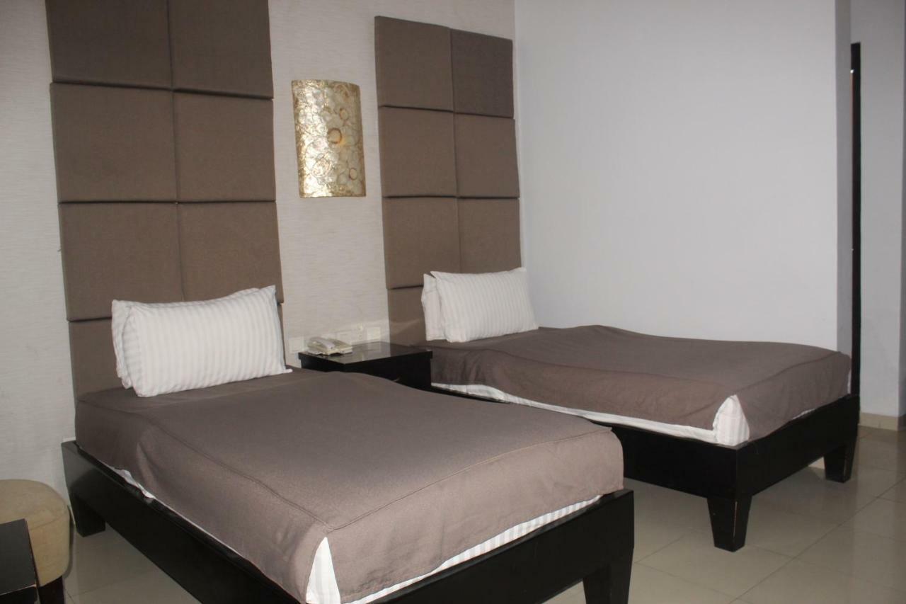 The Radiant Hotel & Spa Tuban Esterno foto
