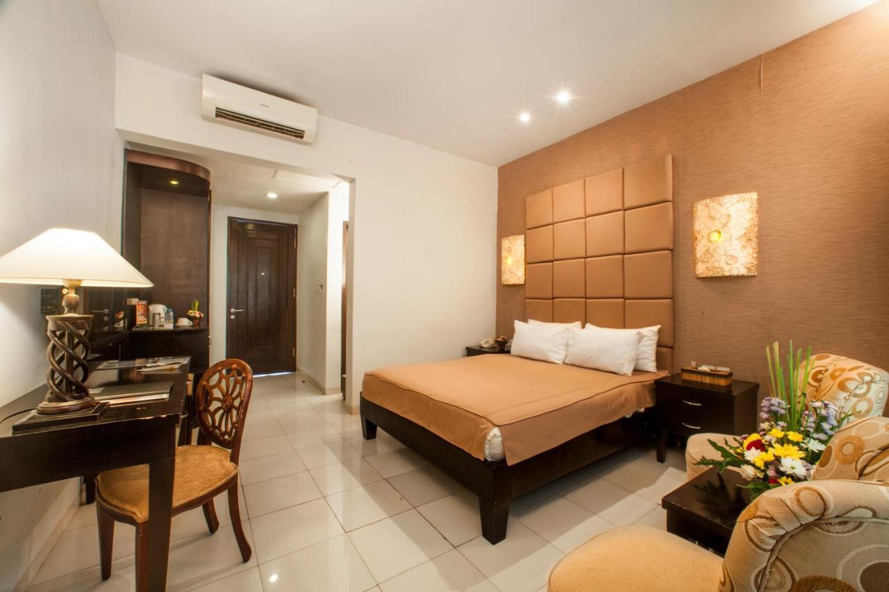 The Radiant Hotel & Spa Tuban Esterno foto